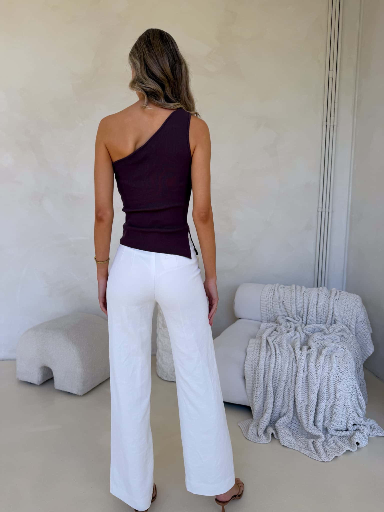 Quinn One Shoulder Top - Chocolate - Image 5